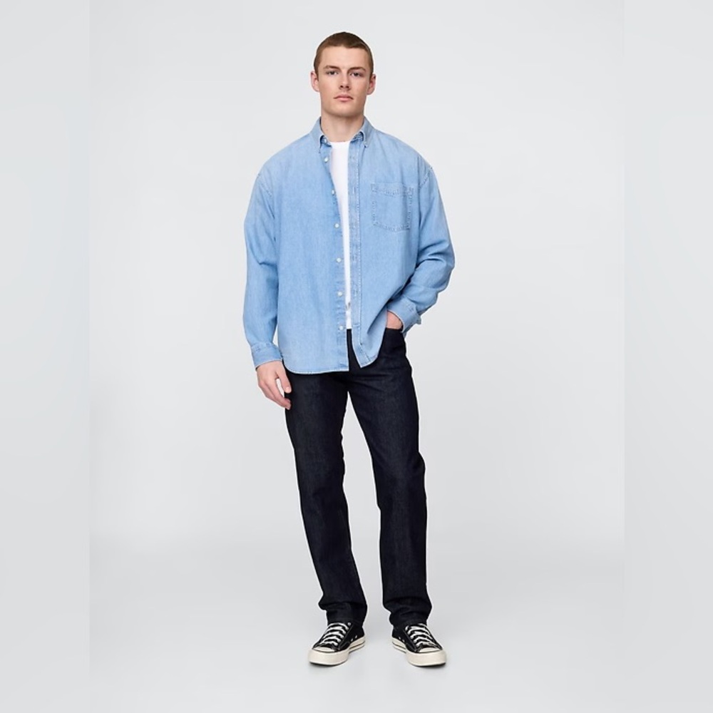 Gap men's brand new with tags dark blue jeans